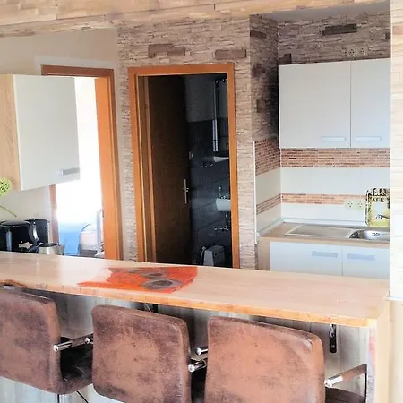 Wildt Apartment *